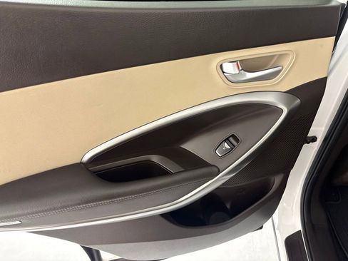 Used 2018 Hyundai Santa Fe Sport FWD image 15