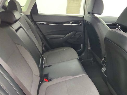 Used 2023 Kia Seltos S AWD/4WD image 21