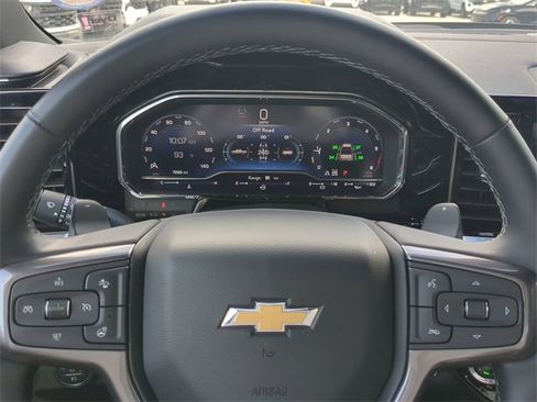 Certified 2024 Chevrolet Silverado 1500 High Country w/ Technology Package image 31