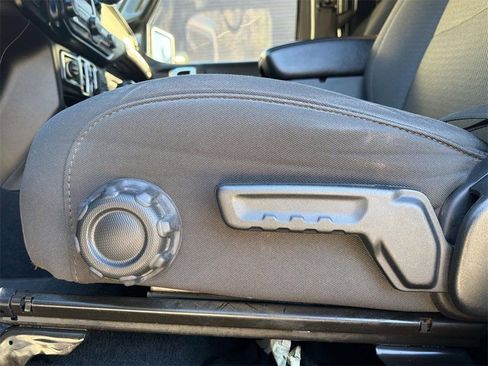 Used 2023 Jeep Wrangler Unlimited Sport image 8