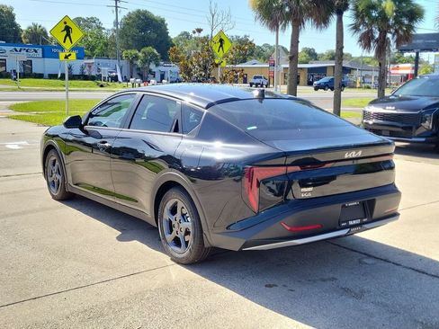 New 2026 Kia K4 FWD image 4