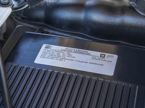 Used 2018 Chevrolet Suburban LT w/ Max Trailering Package AWD/4WD image 31