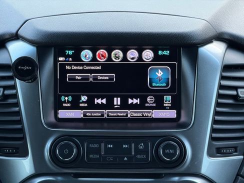 Used 2020 Chevrolet Suburban Premier image 21