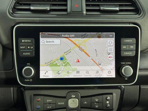 Used 2025 Nissan Leaf SV Plus image 23