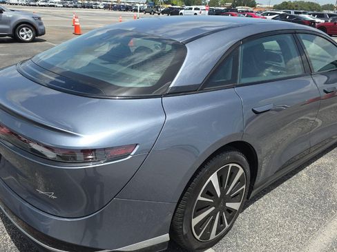 Used 2024 Lucid Air Pure RWD image 9