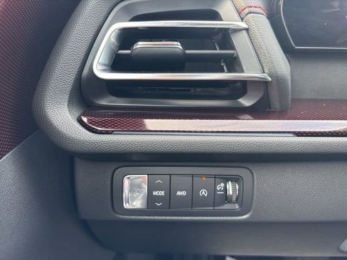 Used 2024 Chevrolet Traverse RS w/ LPO, Floor Liner Package image 14