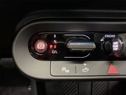 Certified 2025 MINI Cooper S image 26