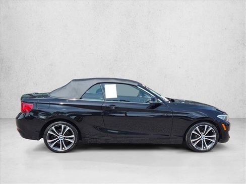 Used 2016 BMW 228i Convertible RWD image 4