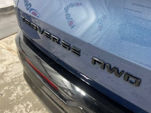 Used 2024 Chevrolet Traverse RS w/ LPO, Floor Liner Package AWD/4WD image 12