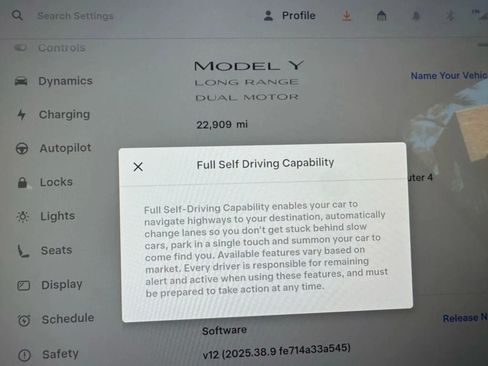 Used 2024 Tesla Model Y Long Range AWD/4WD image 17