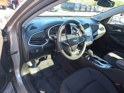 Used 2024 Chevrolet Malibu LT image 23