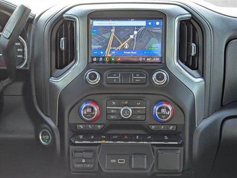 Used 2021 GMC Sierra 3500 Denali w/ Technology Package image 14