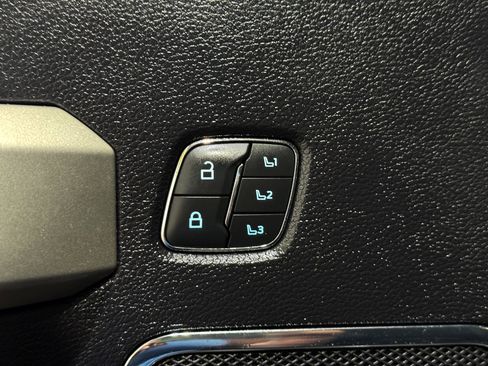 Used 2021 Ford F350 Lariat w/ Lariat Ultimate Package image 28