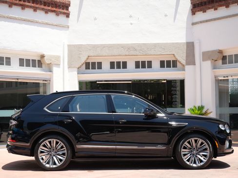 New 2026 Bentley Bentayga Speed AWD/4WD image 5