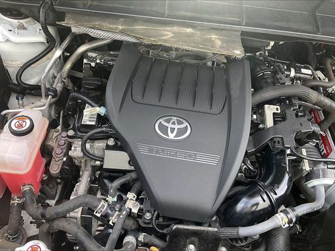 Used 2023 Toyota Highlander XSE AWD/4WD image 37