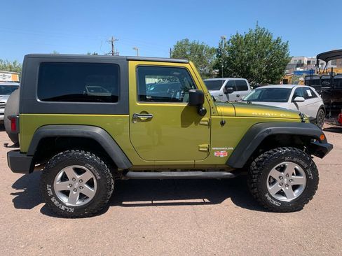 Used 2010 Jeep Wrangler Rubicon w/ PWR Convenience Group AWD/4WD image 8