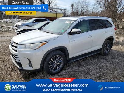 Used 2019 Toyota Highlander XLE