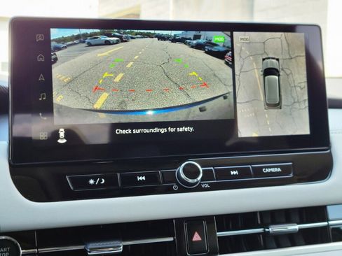 New 2025 Mitsubishi Outlander SE image 21