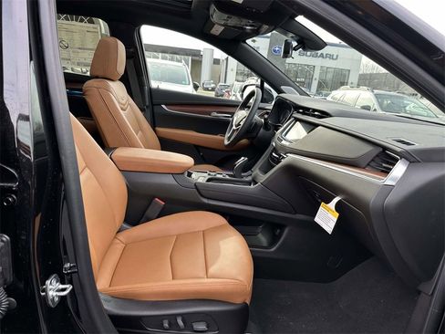 New 2026 Cadillac XT5 Premium Luxury w/ Driver Assist Package image 10