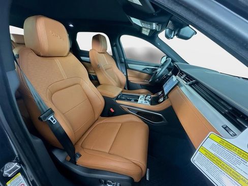 Used 2026 Jaguar F-PACE R-Dynamic S image 30