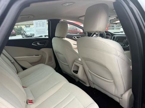 Used 2015 Chrysler 200 Limited FWD image 51