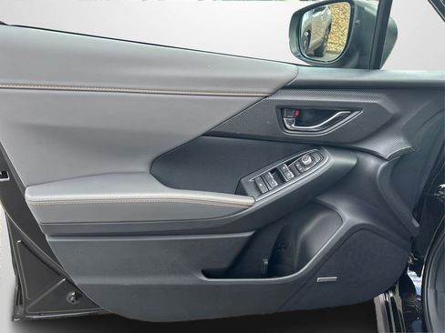 New 2025 Subaru Crosstrek 2.5i Limited w/ Crosstrek Mirror Package image 22