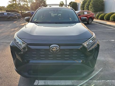 Used 2021 Toyota RAV4 LE FWD image 8