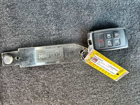 Used 2021 Jaguar F-PACE S image 26