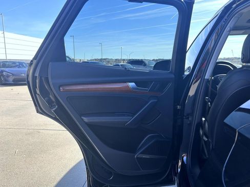 Used 2022 Audi Q5 e Prestige image 20