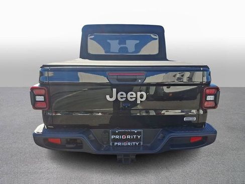 Used 2020 Jeep Gladiator Overland w/ Dual Top Group image 5