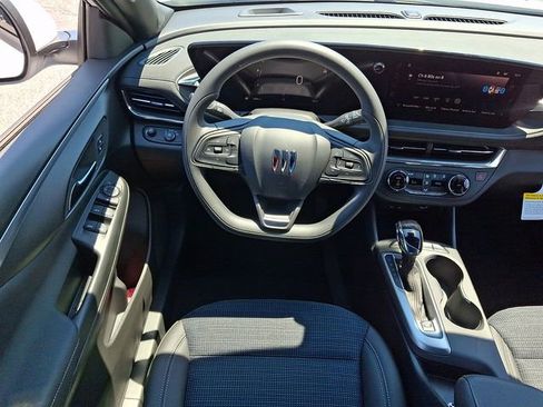 New 2026 Buick Envista Preferred FWD image 8