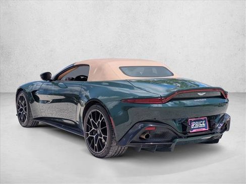 Used 2021 Aston Martin V8 Vantage Roadster RWD image 8