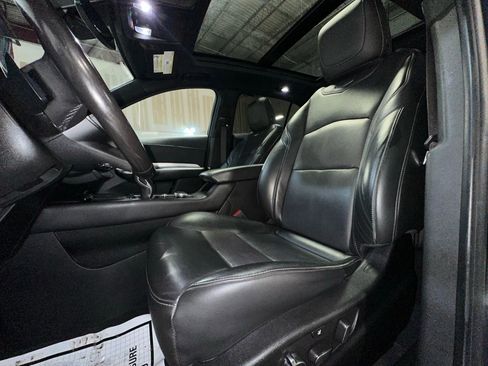 Used 2019 Cadillac XT4 Premium Luxury image 16