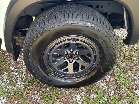 Used 2026 Nissan Frontier PRO-4X AWD/4WD image 25