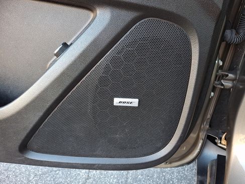 Used 2020 Chevrolet Traverse LT w/ LT Premium Package image 31