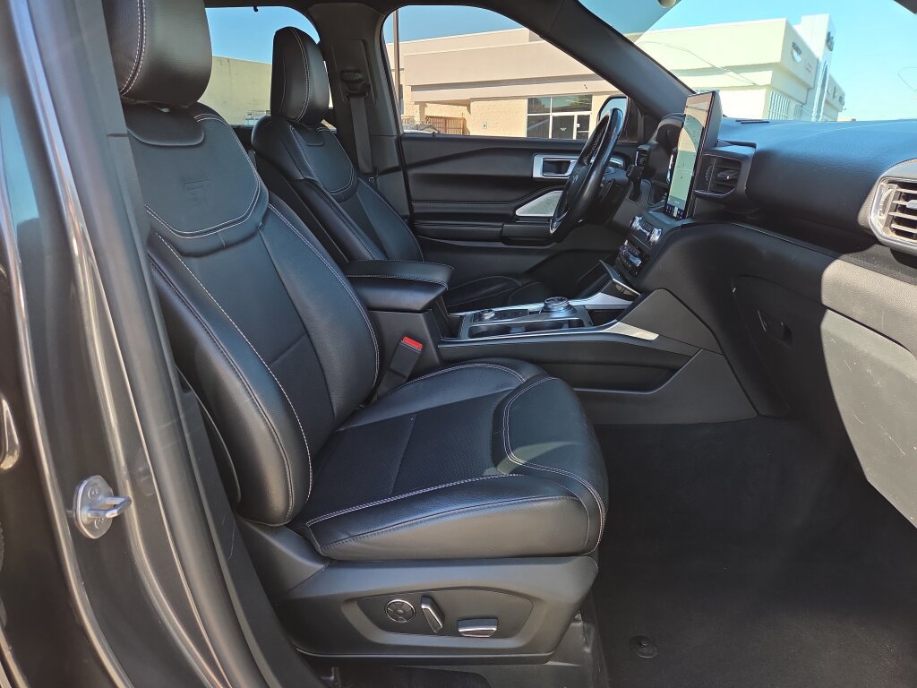 Used 2020 Ford Explorer ST w/ ST Street Pack AWD/4WD image 19