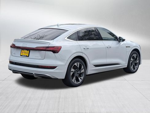 Used 2021 Audi e-tron Premium AWD/4WD image 7