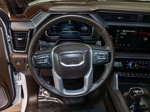 Used 2023 GMC Sierra 1500 Denali w/ Denali Reserve Package image 13