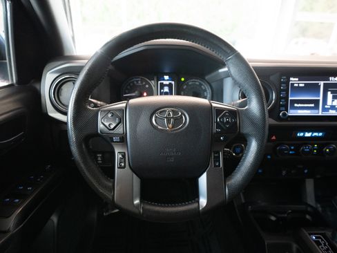 Used 2021 Toyota Tacoma TRD Sport AWD/4WD image 21