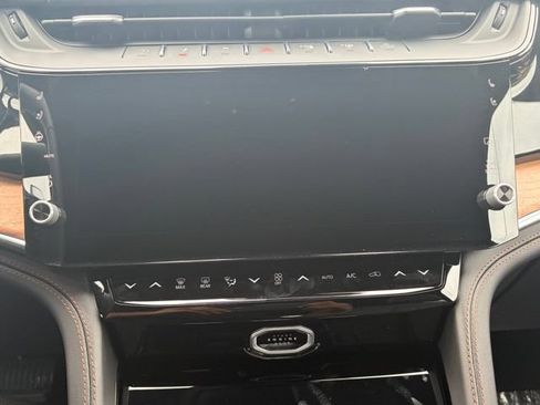 New 2026 Jeep Grand Cherokee L Summit AWD/4WD image 19