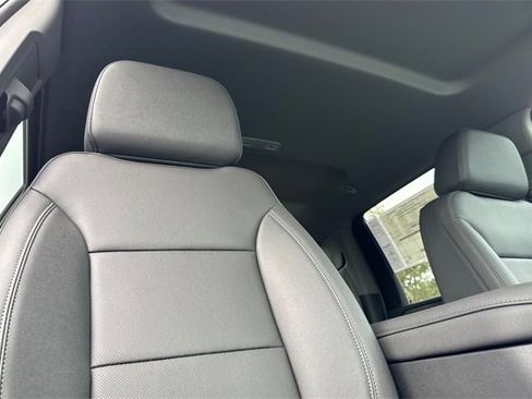 New 2025 GMC Sierra 2500 SLT w/ SLT Premium Package image 18