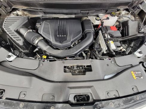 Used 2025 Chevrolet Traverse Z71 AWD/4WD image 8