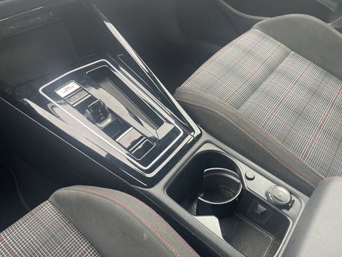 Used 2024 Volkswagen GTI S image 29