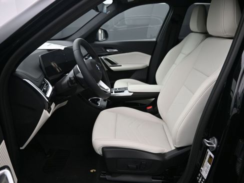 New 2026 BMW X1 xDrive28i w/ Convenience Package image 12