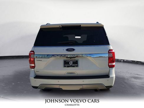 Used 2021 Ford Expedition XLT image 10