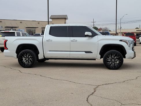 Used 2023 Toyota Tundra Platinum image 5