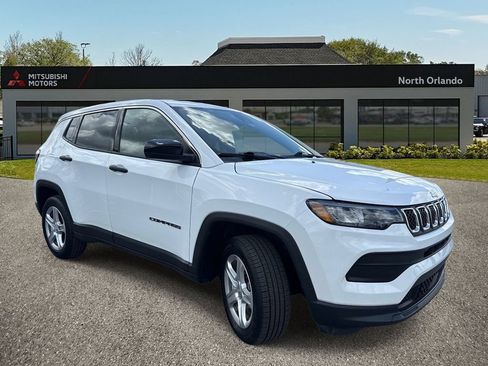 Used 2023 Jeep Compass Sport AWD/4WD image 7