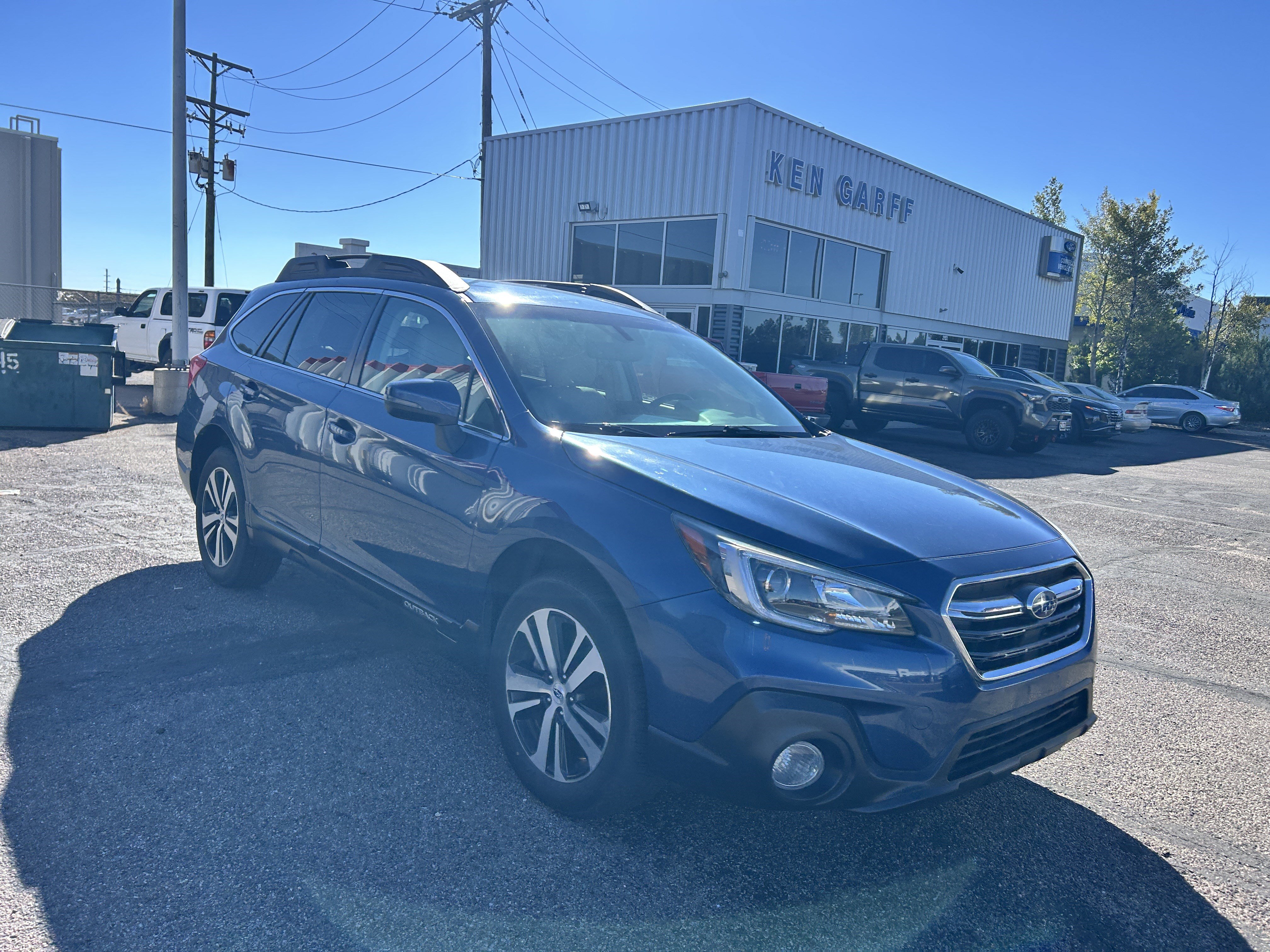 Used 2019 Subaru Outback 3.6R Limited AWD/4WD image 7
