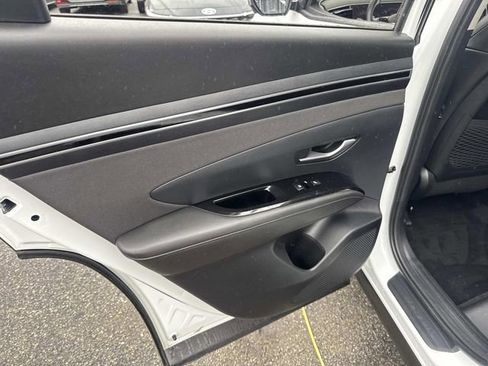 Certified 2022 Hyundai Tucson Limited image 19
