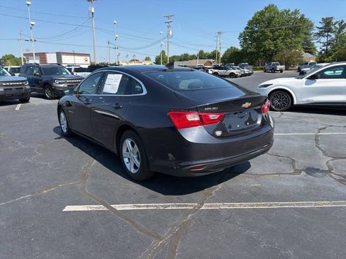 Used 2023 Chevrolet Malibu LT FWD image 5